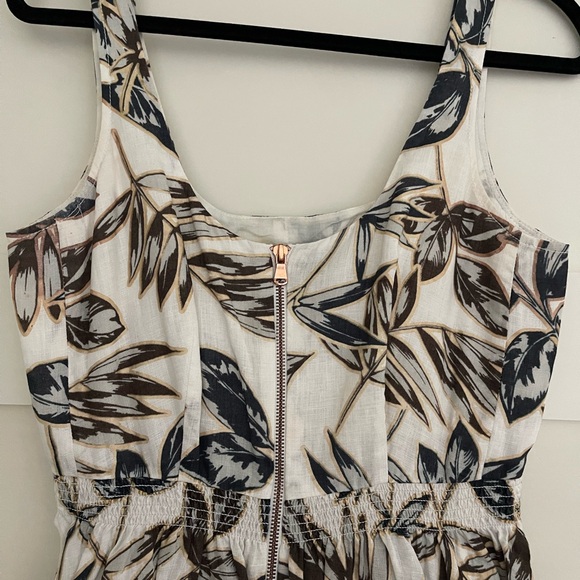 J Crew 100% Linen Floral Dress Sz 6 Flare, gold foil leaf - Picture 7 of 11